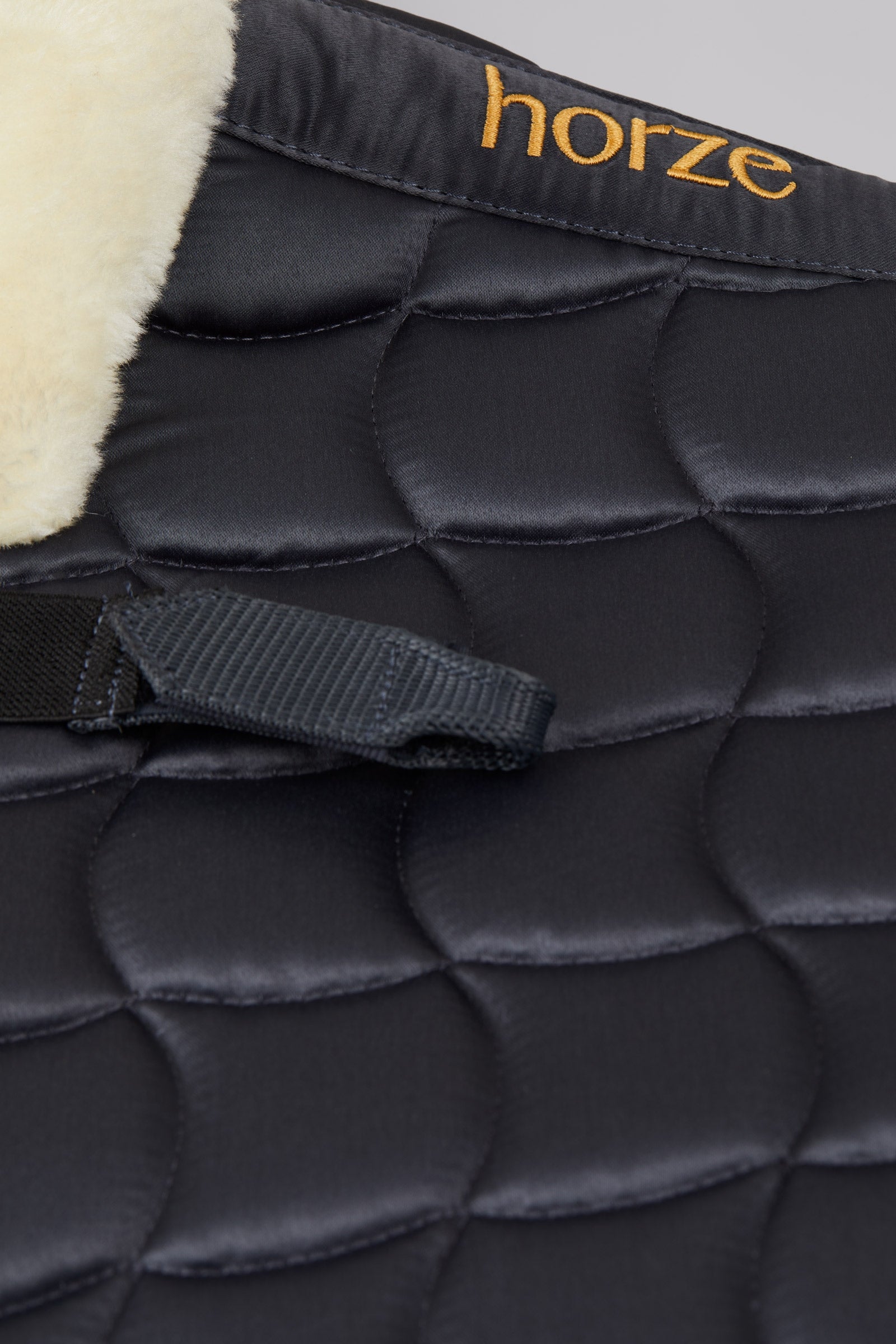 Horze Houston All Purpose Saddle Pad with Faux Fur Saddle Pads