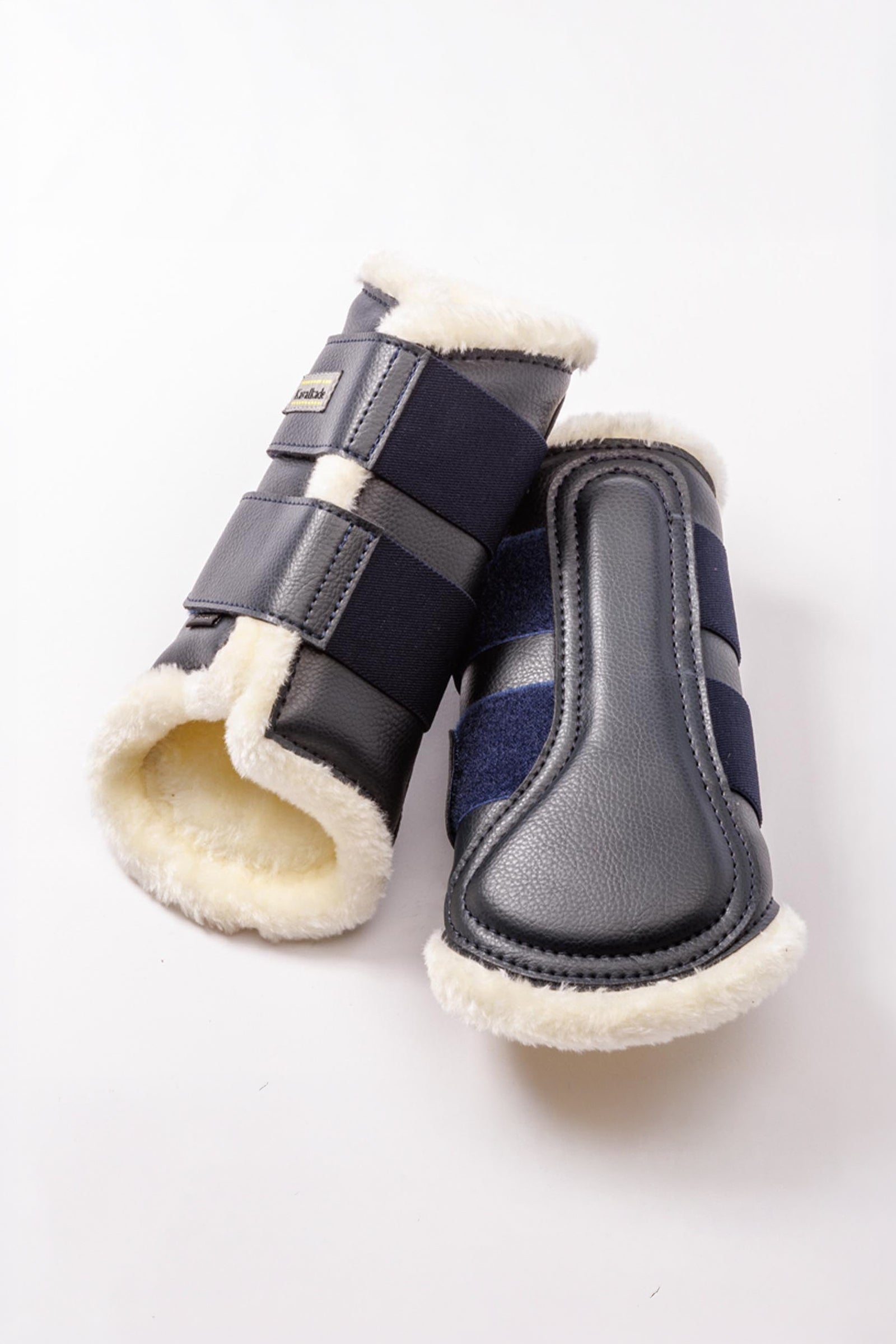 Kavalkade Anatomic Kunstleder Gamaschen mit Kunstfell Leg Protection & Hoof Protection for Horses