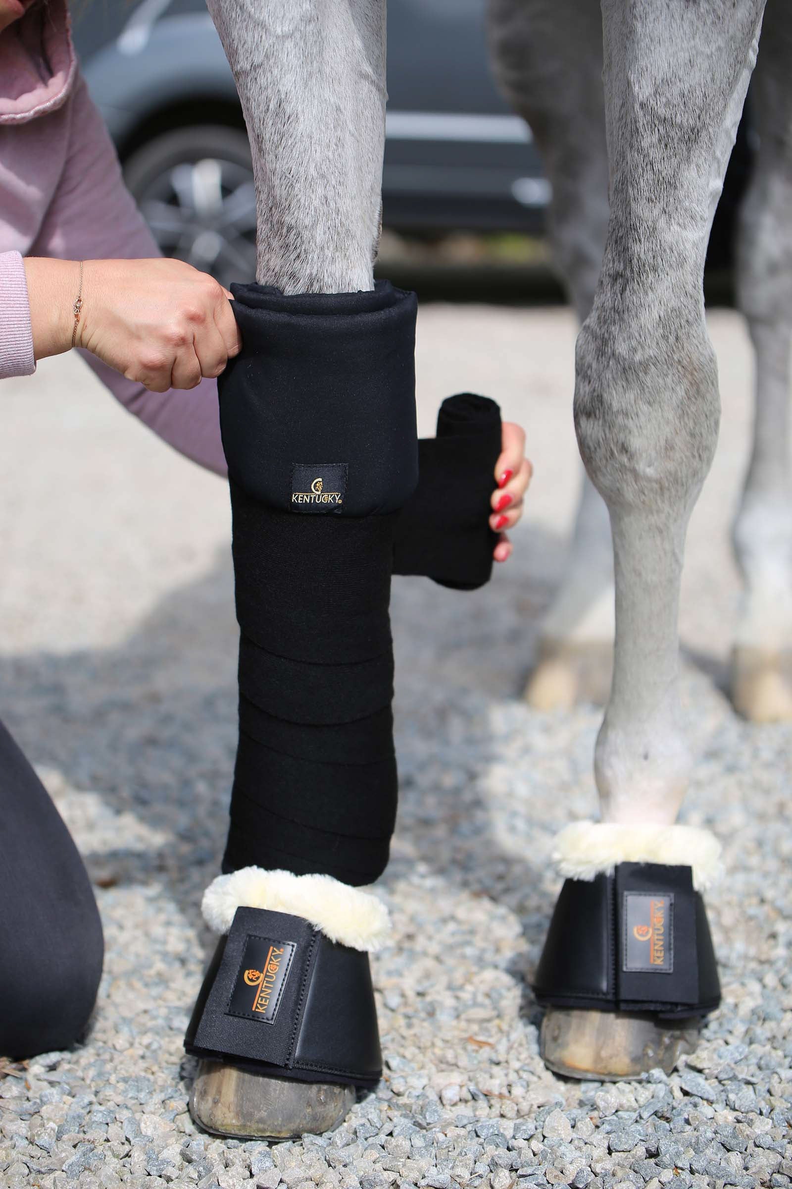 Kentucky Horsewear gesteppte Bandagierunterlage, 4er-Set Leg Protection & Hoof Protection for Horses