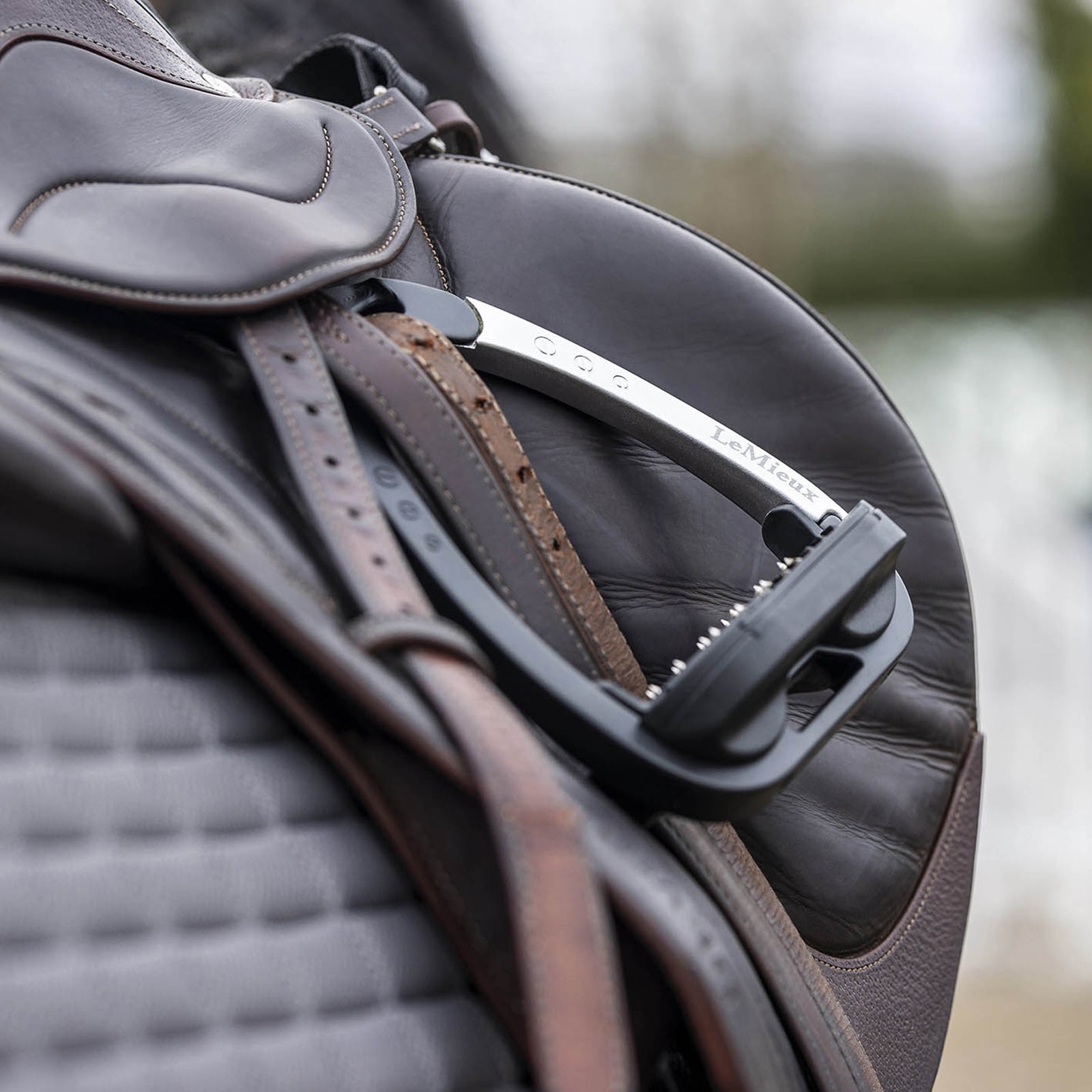 LeMieux Vector Balance Stirrups Saddles, Girths & Stirrups