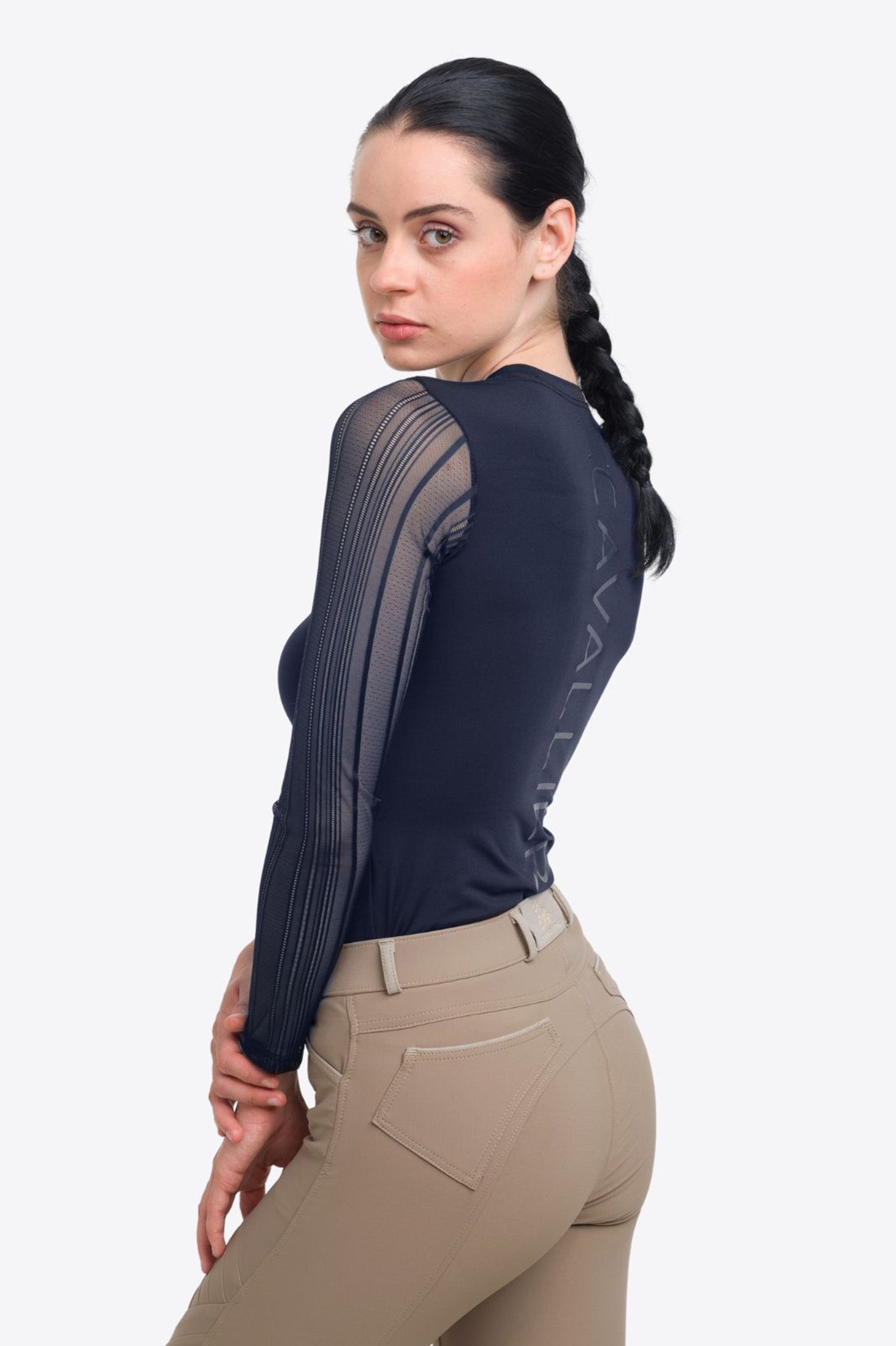 Model shot 3