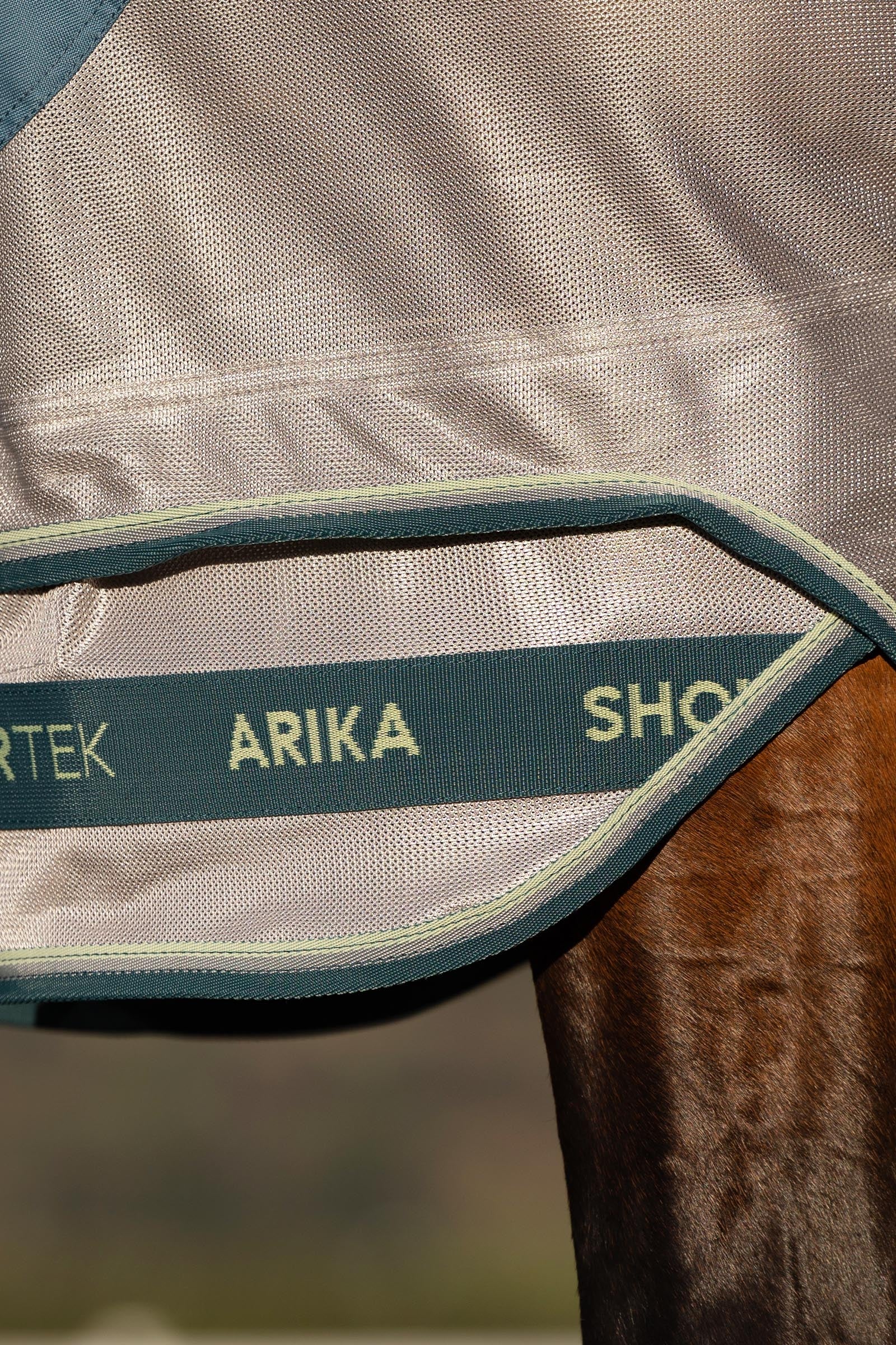 LeMieux Arika Camo Shower-Tek Fly Rug w. Detachable Neck Horse Rugs