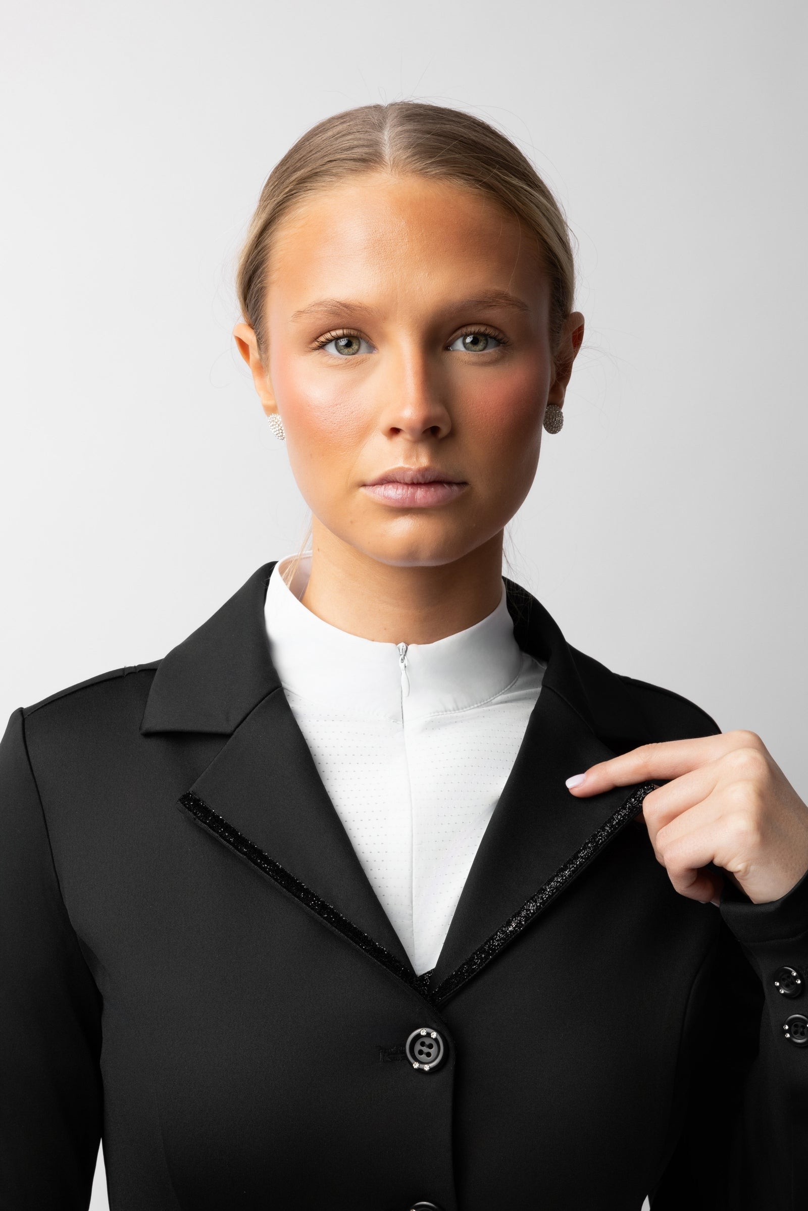 Horze Ada Women´s Showjacket With Glimmer Women’s Riding Clothing