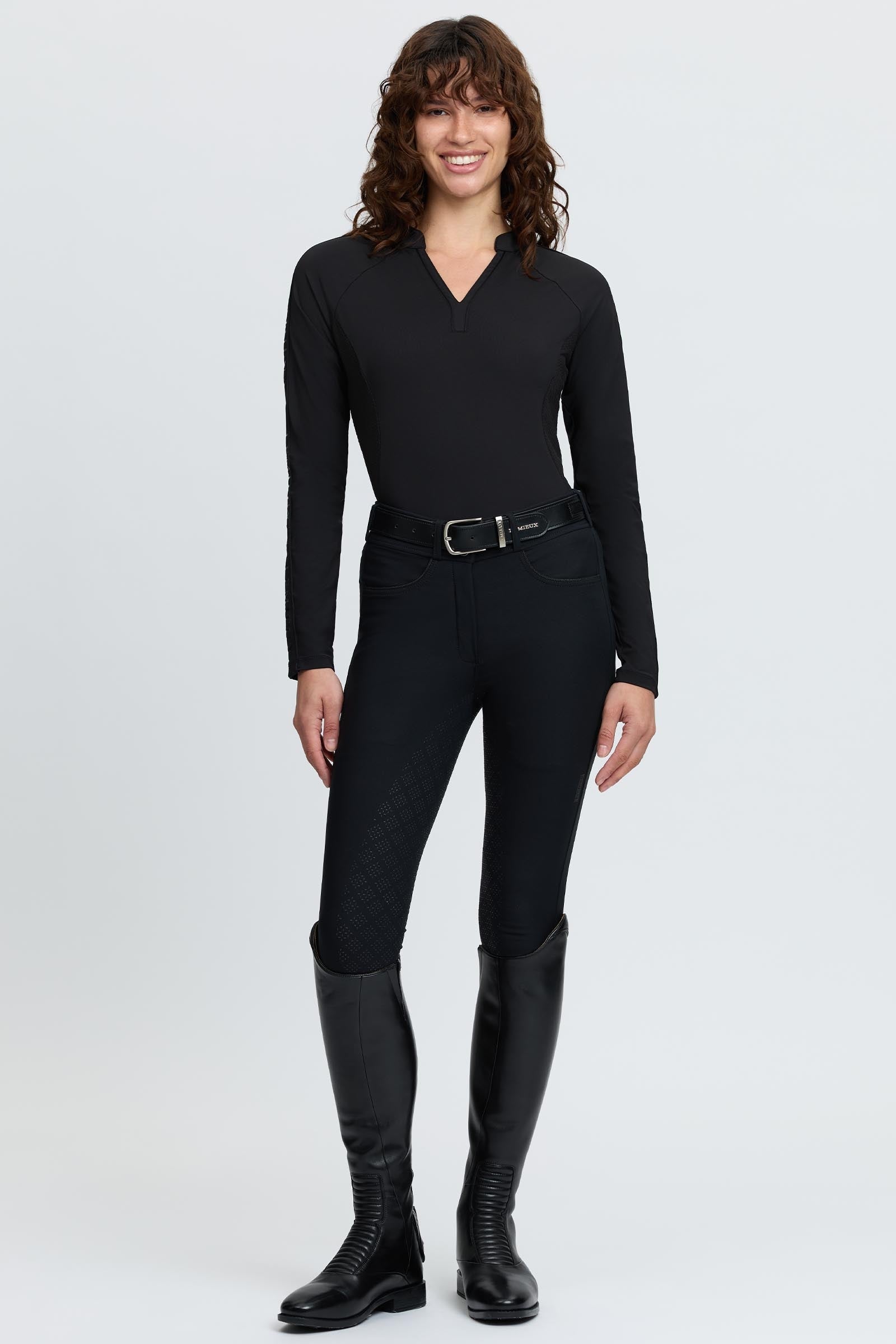 Model shot 6