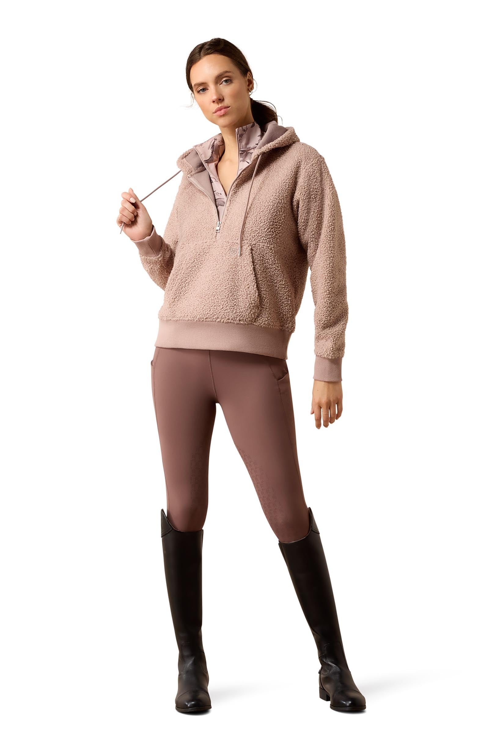 Model shot 3