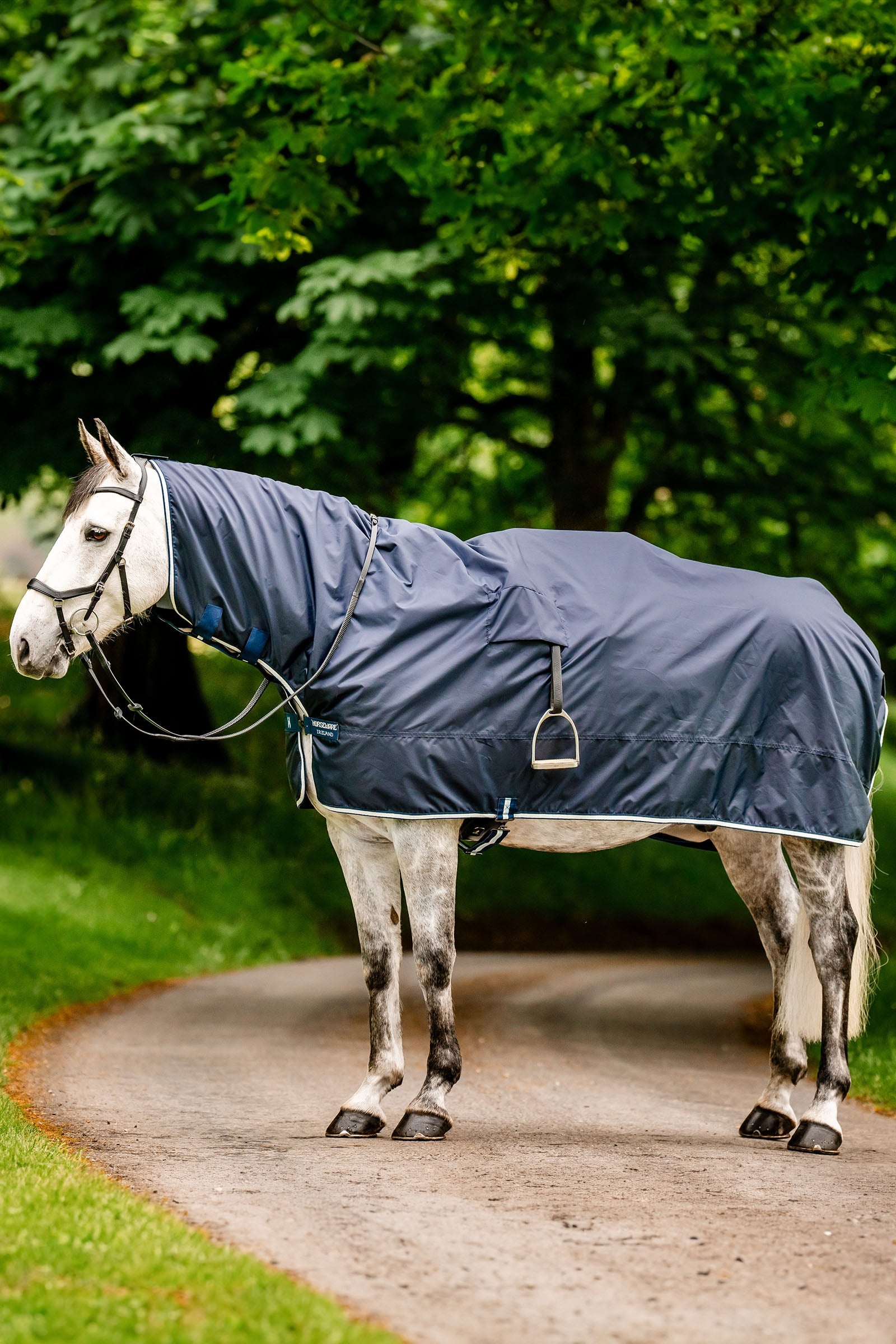 Horseware Newmarket Regendecke Mack mit Fleecefutter Pferdedecken