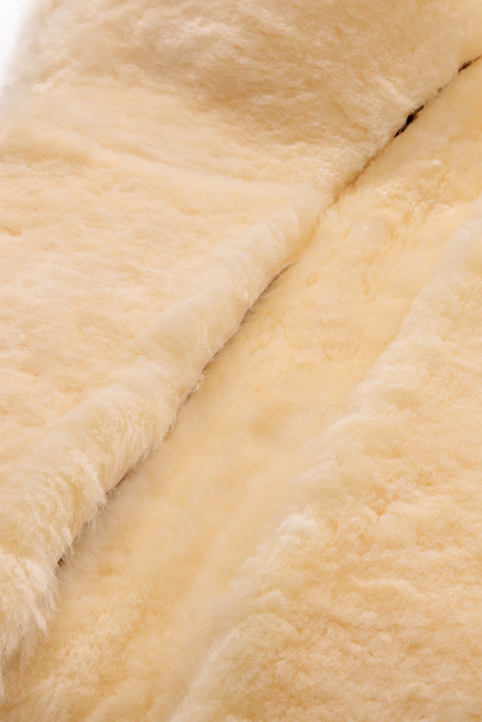 Kavalkade Lambskin Half Pad With Inside Pockets Saddle Pads