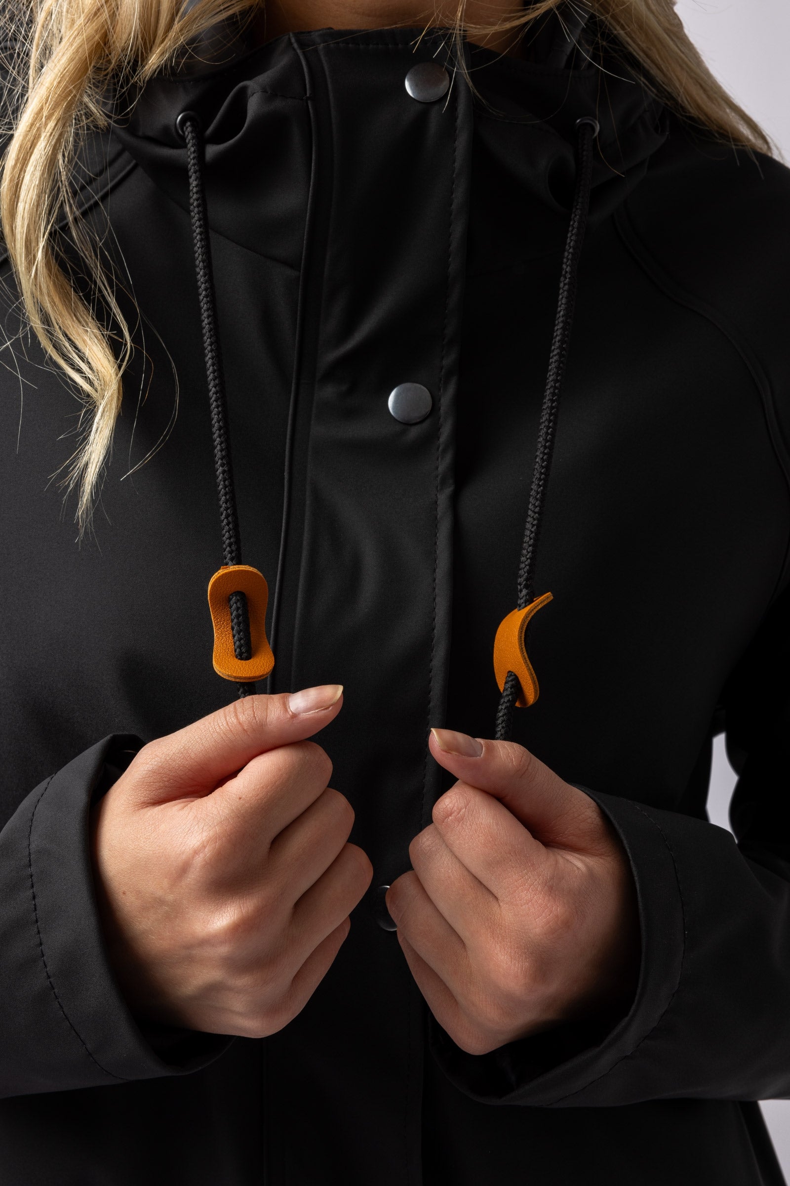 Horze Elise Raincoat with Padded Lining Women’s Riding Clothing