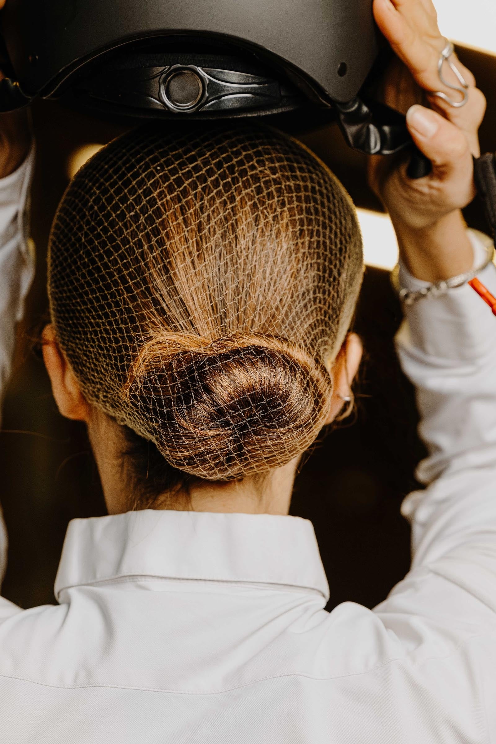EQUITHÈME Mesh Hairnet Women’s Riding Clothing
