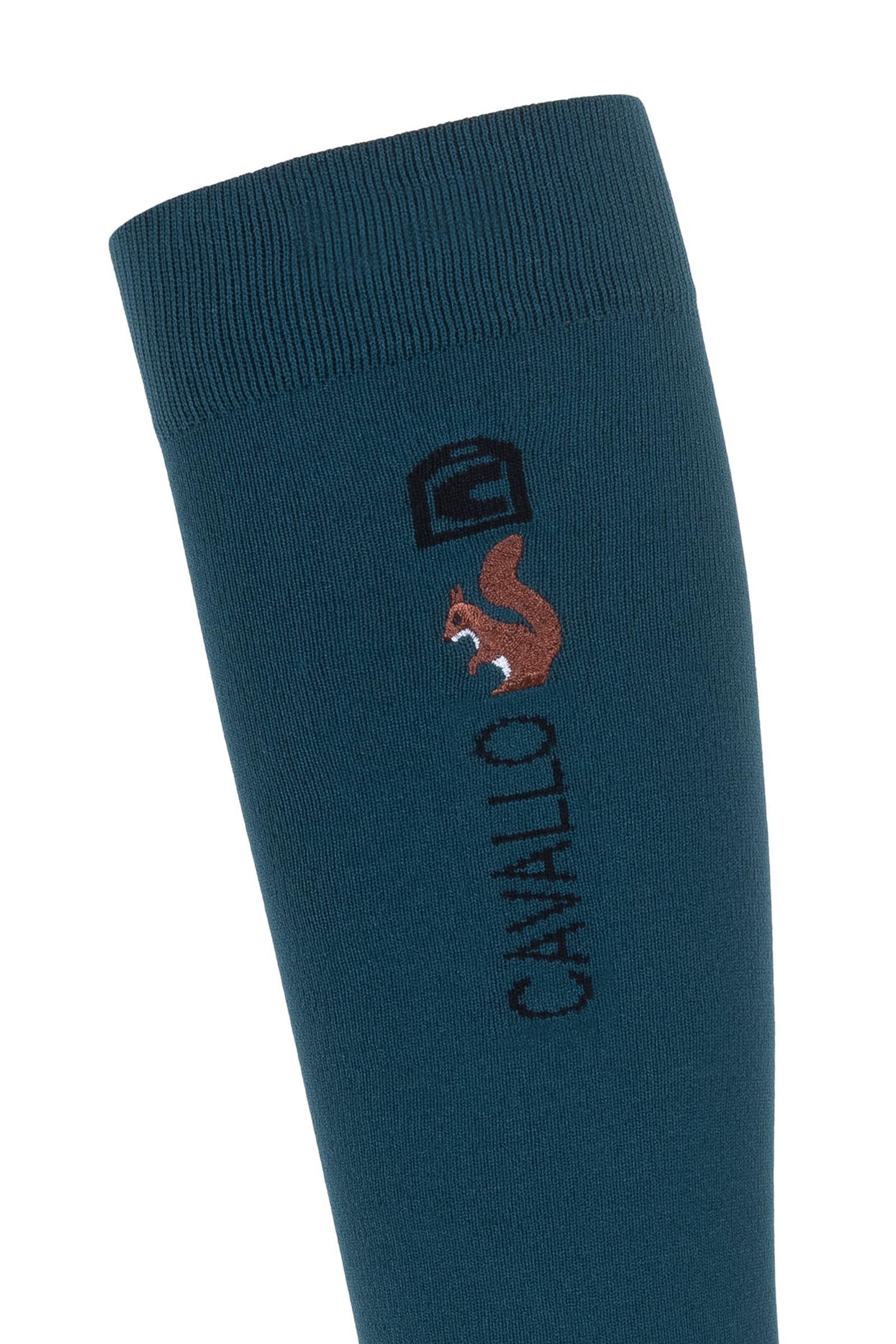 Pack shot 2