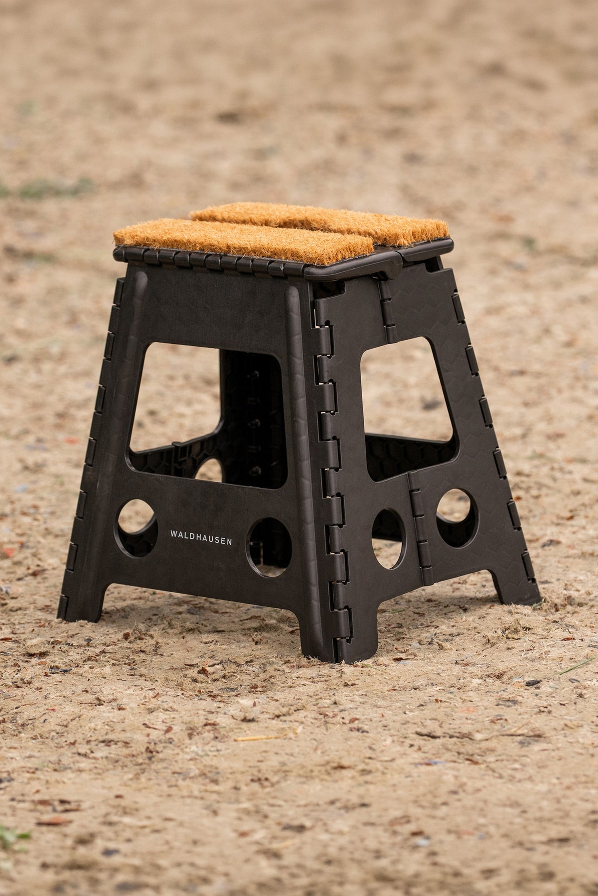Waldhausen Foldable Stool With Coconut Mat Stable Equipment
