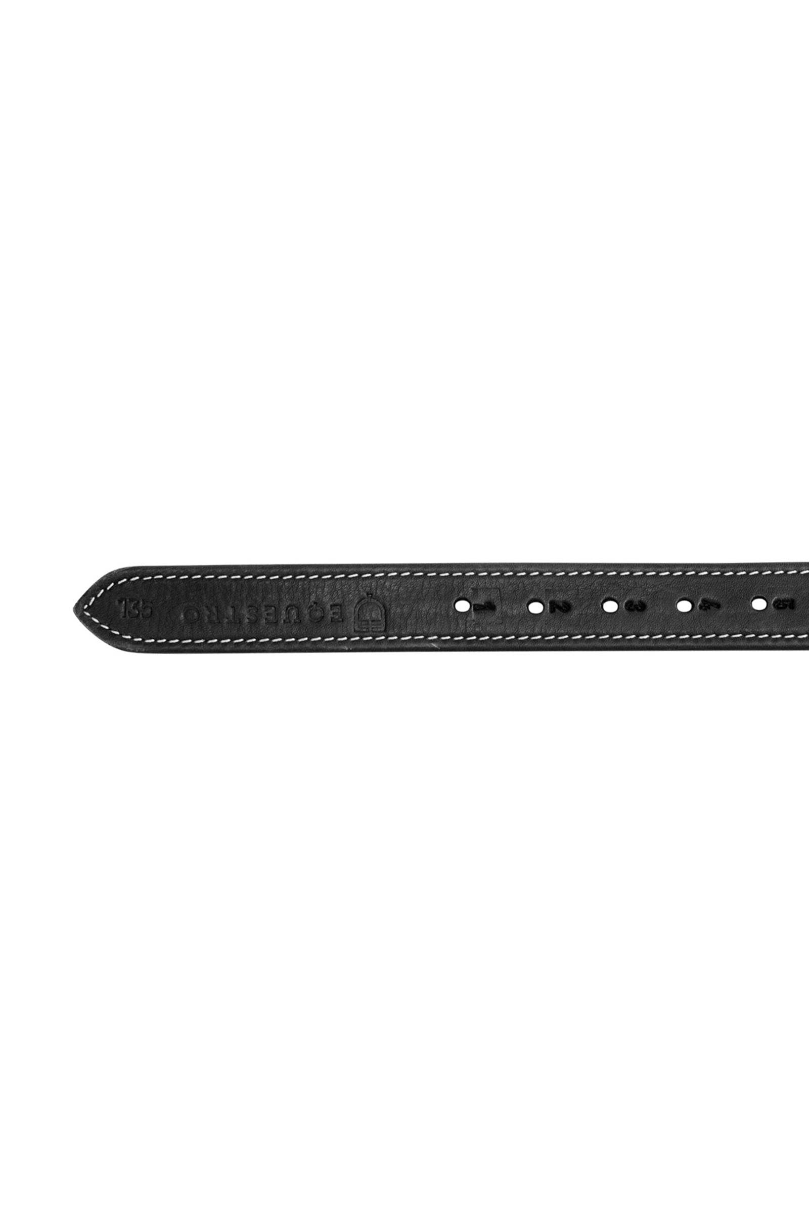 Pack shot 3
