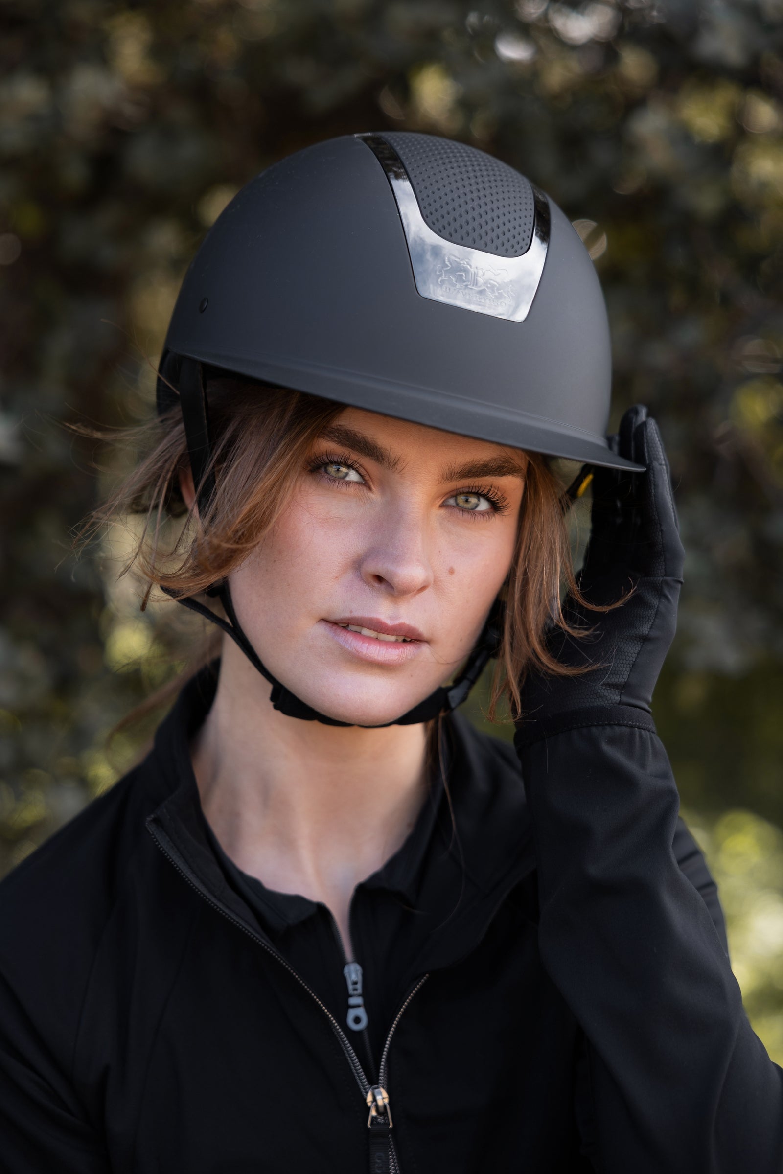 B Vertigo Majoris MIPS Technology II Riding Helmet Safety Equipment