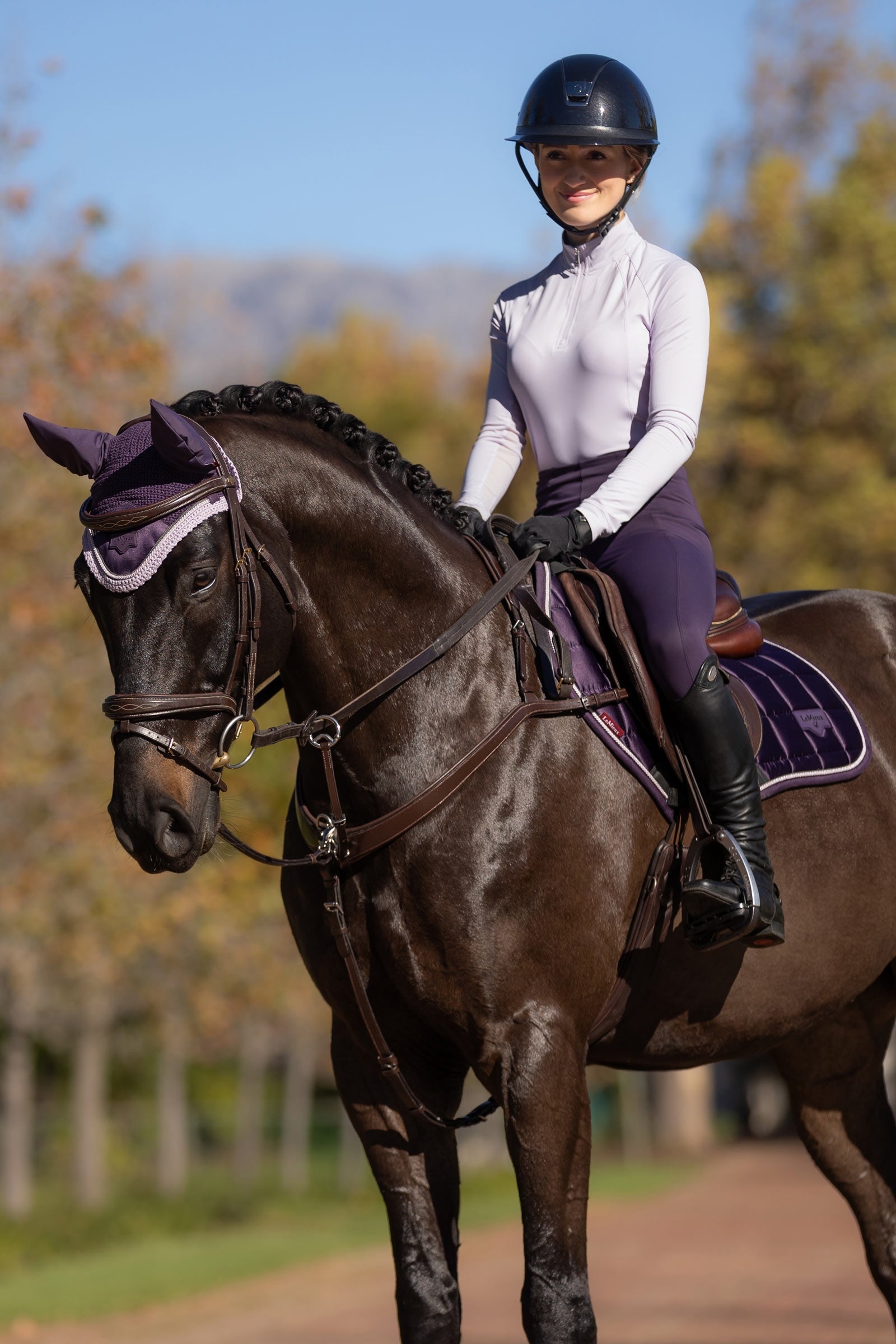 LeMieux Loire Classic Square Close Contact Saddle Pad Saddle Pads
