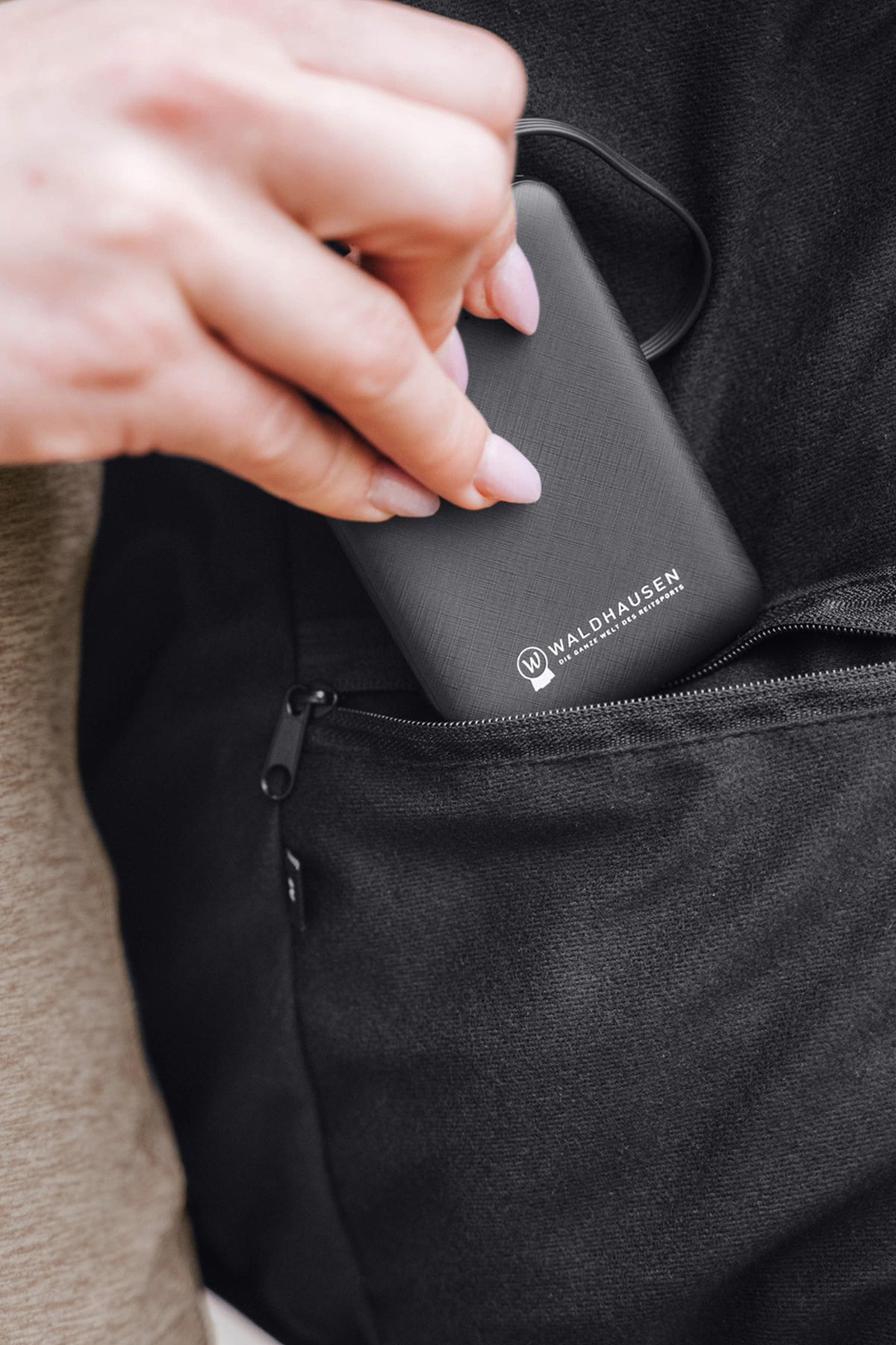 Waldhausen Powerbank (9,2 x 6,4 cm) Stable Equipment
