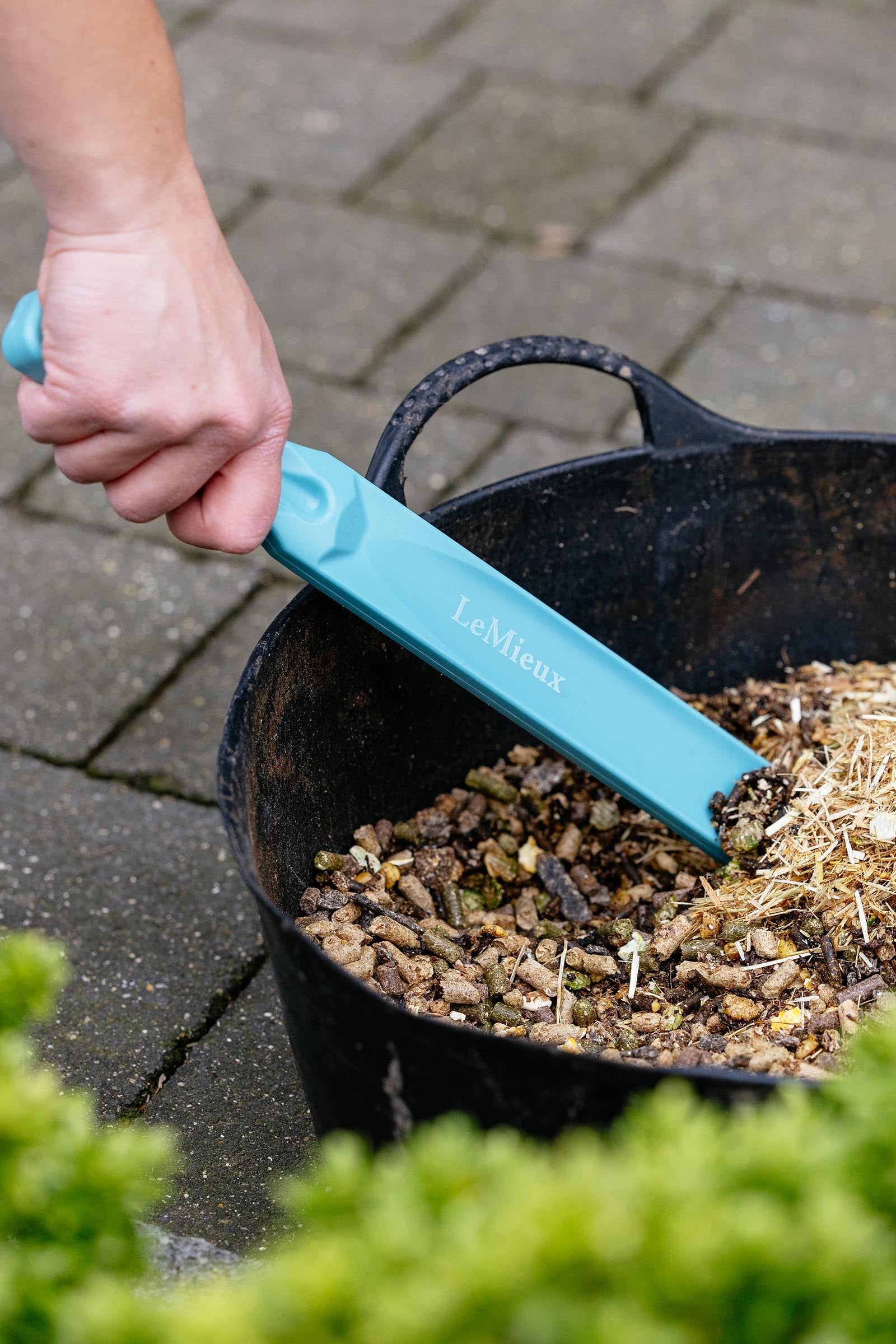 LeMieux Feed Stirrer Stable Equipment