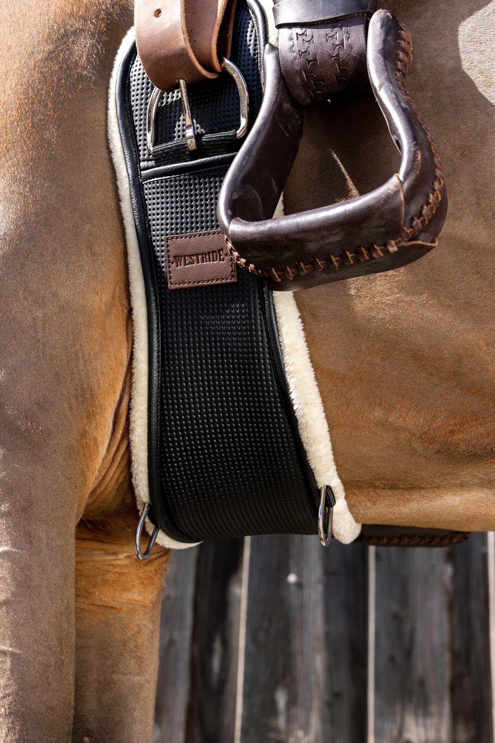 WESTRIDE Synthetic Sheepskin Girth Saddles, Girths & Stirrups