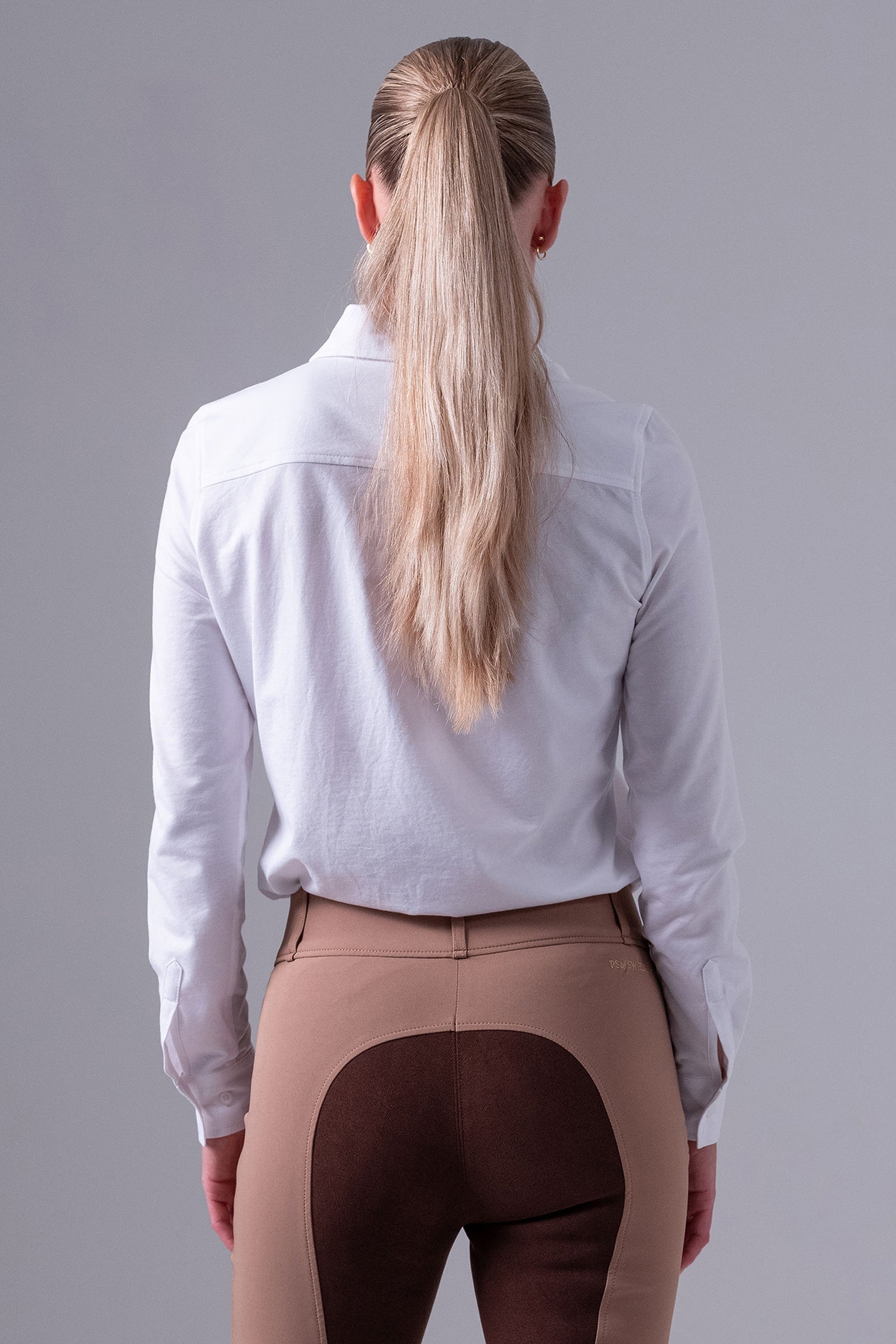 Model shot 2