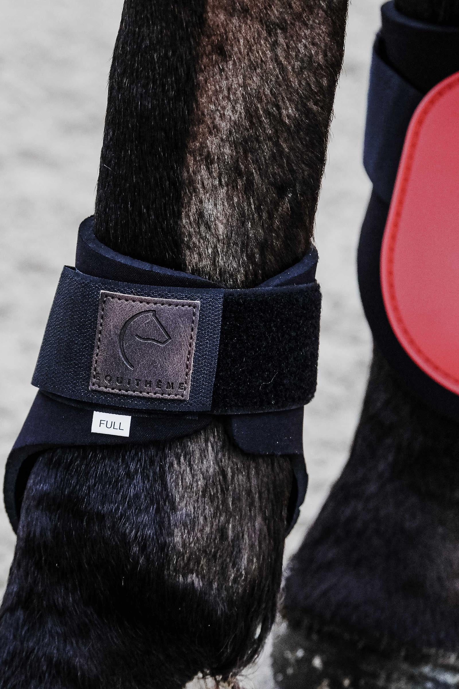 EQUITHÈME Tara Fetlock Boots Leg & Hoof Protection